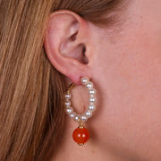 Orecchini in Metallo a cerchio con perle e pietra marrone