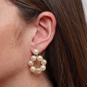 Orecchini in Metallo cerchio con perle