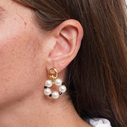 Orecchini in Metallo cerchio con perle