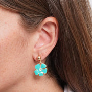 Orecchini in Metallo con fiordi pendenti impreziositi da smalto verde