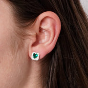 Orecchini in Metallo donna a lobo con cristalli luminosi e pietra centrale verde smeraldo a forma di cuore,