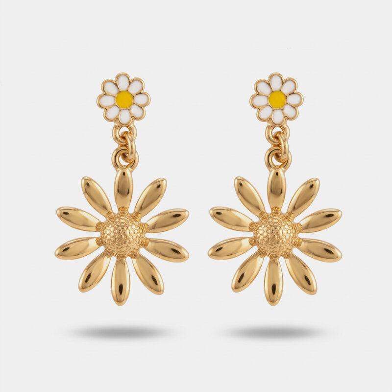 Orecchini in Metallo margherita dorata petali lucidi centro traforato elegante Capri
