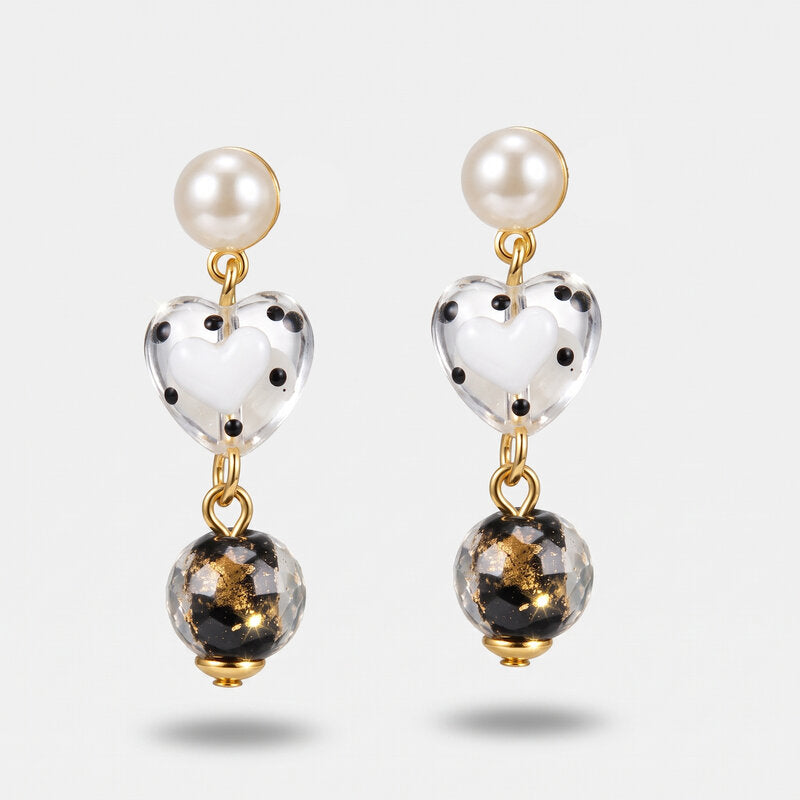 Orecchini in Metallo con cuore a pois bianco e nero e pietre nere pendenti - BYSIMON gioielli