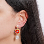 Orecchini in Metallo con Murano stone fiore rosso e sfere ovali pendenti