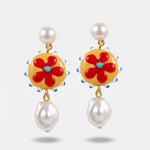 Orecchini in Metallo con Art Glass Stone fiore rosso e sfere ovali pendenti - BYSIMON gioielli