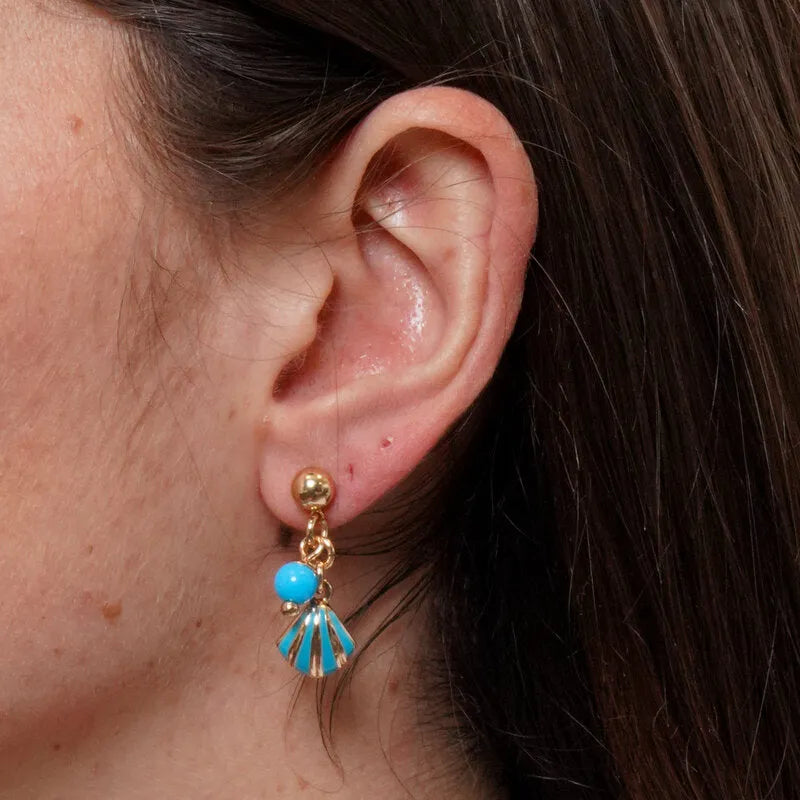 Orecchini in Metallo pendenti con conchiglie turchese e pietre azzurre