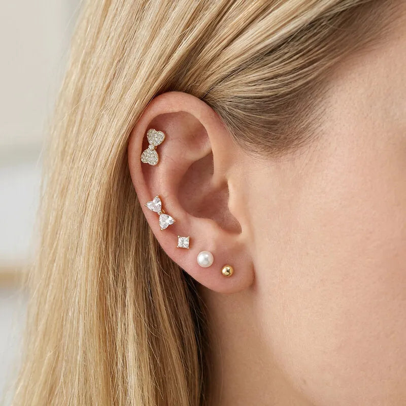 Orecchini in Metallo Set da dieci dorato fiocco e perline