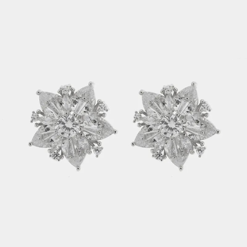 Orecchini in Metallo fiore con cristalli taglio marquise