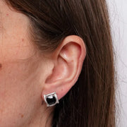 Orecchini in Metallo Lobo Quadrato Nero Strass