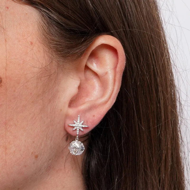 Orecchini in Metallo Pendente Stella Argento Strass