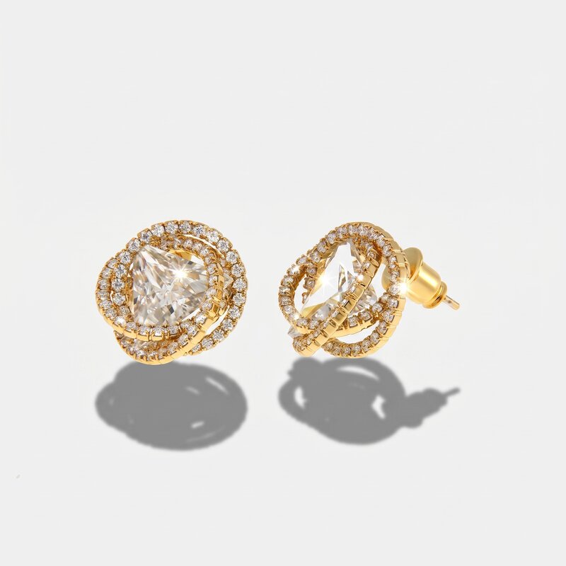 Orecchini in Metallo Lobo Tondo Oro Piccolo Strass - BYSIMON gioielli