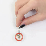 Ciondolo in Metallo con ruota carretto siciliano impreziosito da smalti colorati