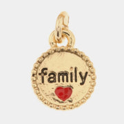 Ciondolo in Metallo ciondolo con scritta family e cuore impreziosito da smalti colorati