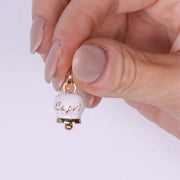 Ciondolo in Metallo con campanella bianca scritta capri