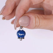 Ciondolo in Metallo con campanella blu scritta capri