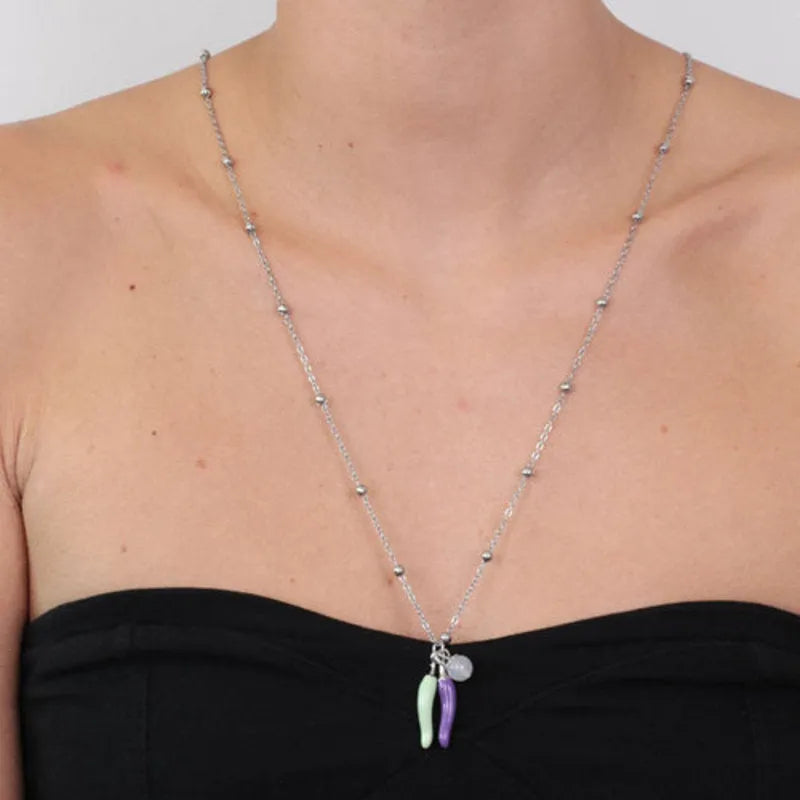 Collana in Metallo con corni portafortuna pendenti, impreziositi da smalti colorati