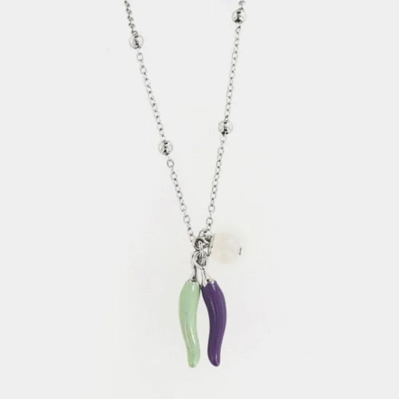 Collana in Metallo con corni portafortuna pendenti, impreziositi da smalti colorati