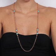 Collana in Metallo a catena lunga impreziosita da sfere effetto turchese