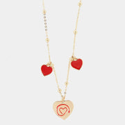 Collana in Metallo con cuori pendenti in smalto rossopendenti