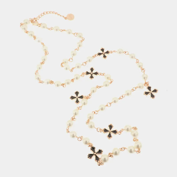 Collana in Metallo con perle bianche impreziosite da croci con cristalli neri