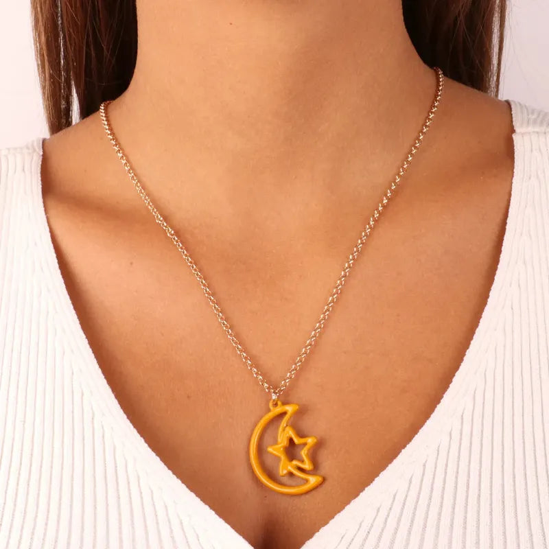 Collana in Metallo a forma di cielo stellato con stella e luca con smalto arancione