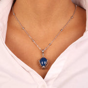 Collana in Metallo con pumo portafortuna smaltato color blu