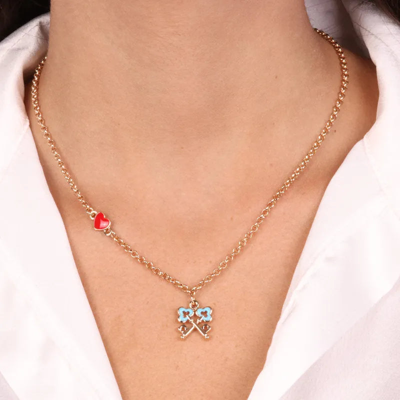 Collana in Metallo con chiavi intrecciate