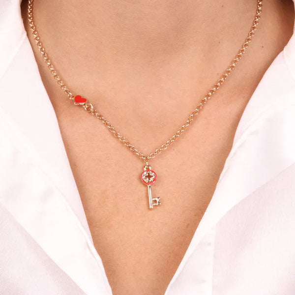 Collana in Metallo con chiave pendente in smalto rosso - BYSIMON gioielli