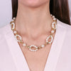 Collana in Metallo girocollo con perle e dettagli catene oro