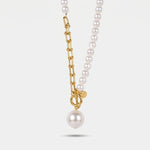 Collana in Metallo con ciondolo centrale a forma di perla