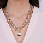 Collana in Metallo con cuori e campana bianca pendenti - BYSIMON gioielli