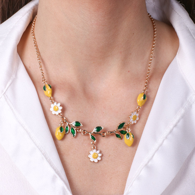 Collana in Metallo collana con limoni e margherita pendente - BYSIMON gioielli