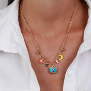 Collana in Metallo con campanella a forma di orsetto blu e piccola margherita, luna e cuore