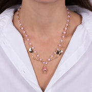 Collana in Metallo  con perle e pumo portafortuna smaltato color bianco