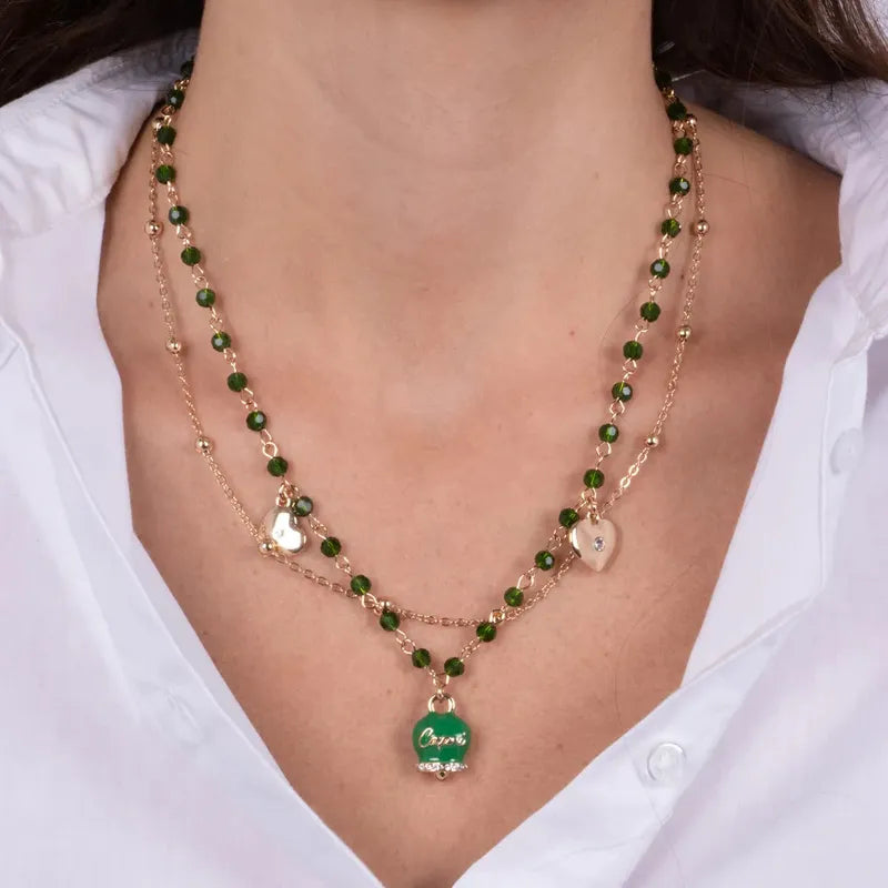 Collana in Metallo multifilo con campanella e pietre verdi