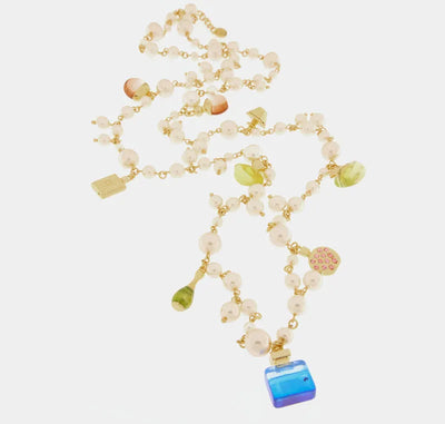 Metal Necklace with Pearls and Perfumes