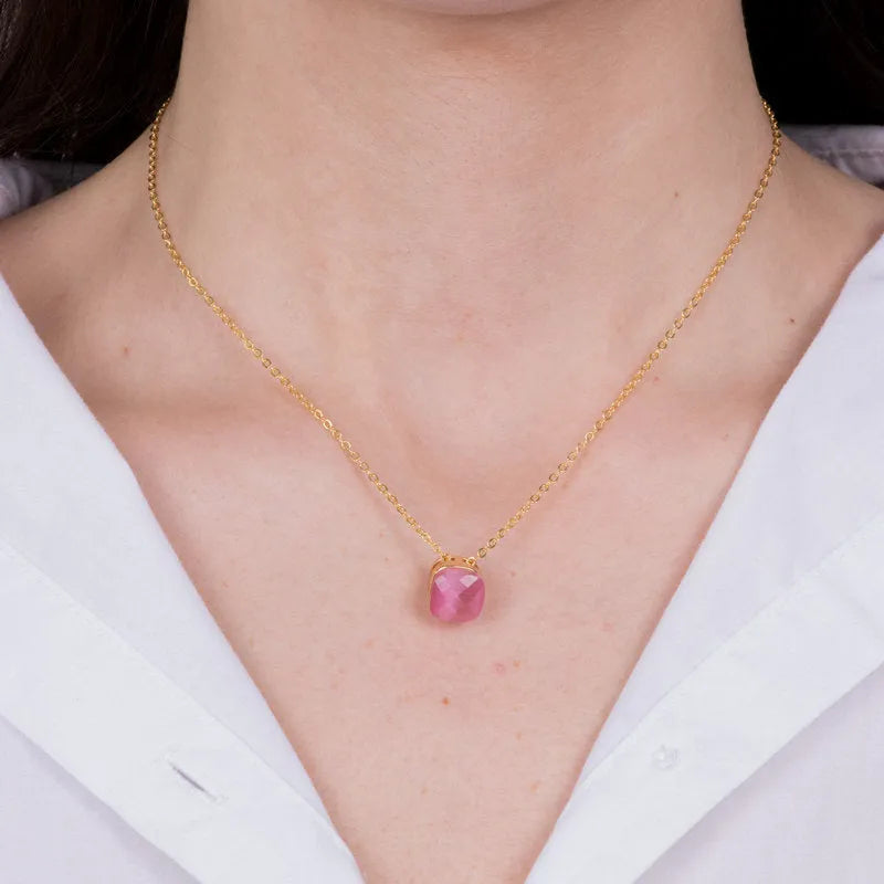 Collana in Metallo con cristallo quadrato rosa