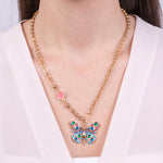 Collana in Metallo con farfalla multicolor e cuore rosso - BYSIMON gioielli