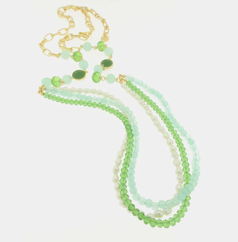 Collana in Metallo lunga con perle verdi e multifilo perndente