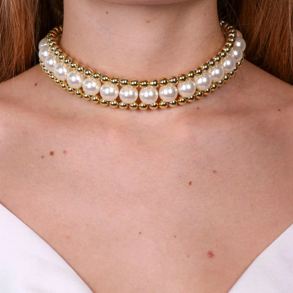 Collana in Metallo con perle bianche e perline oro - BYSIMON gioielli