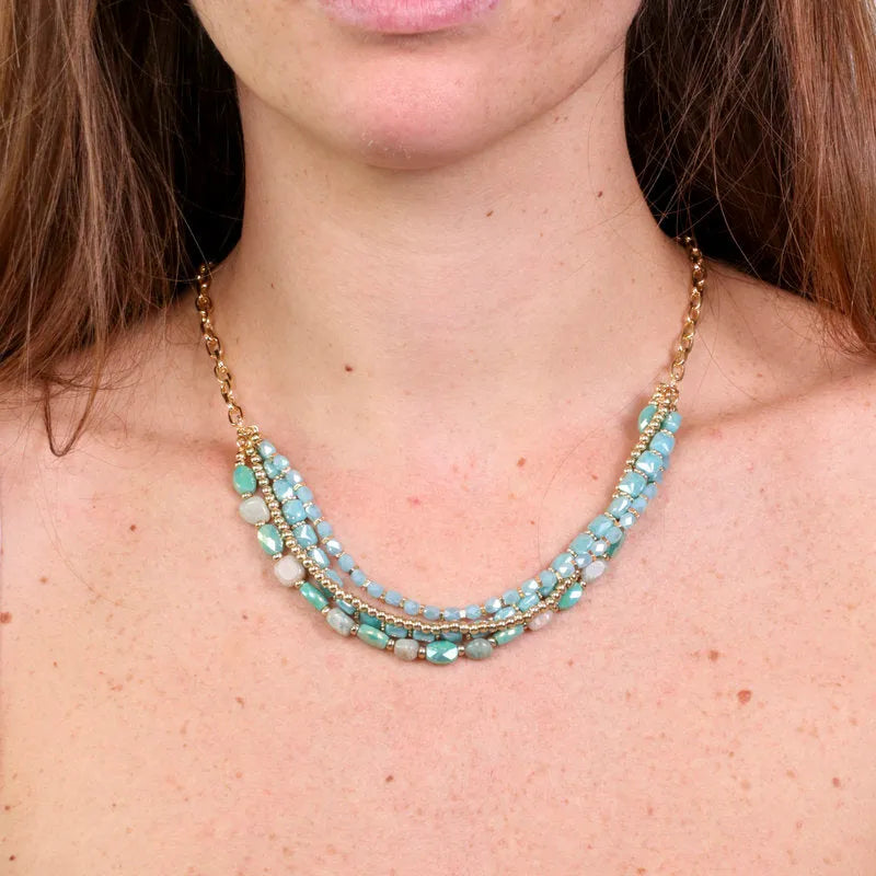 Collana in Metallo multifilo con pietre verdi