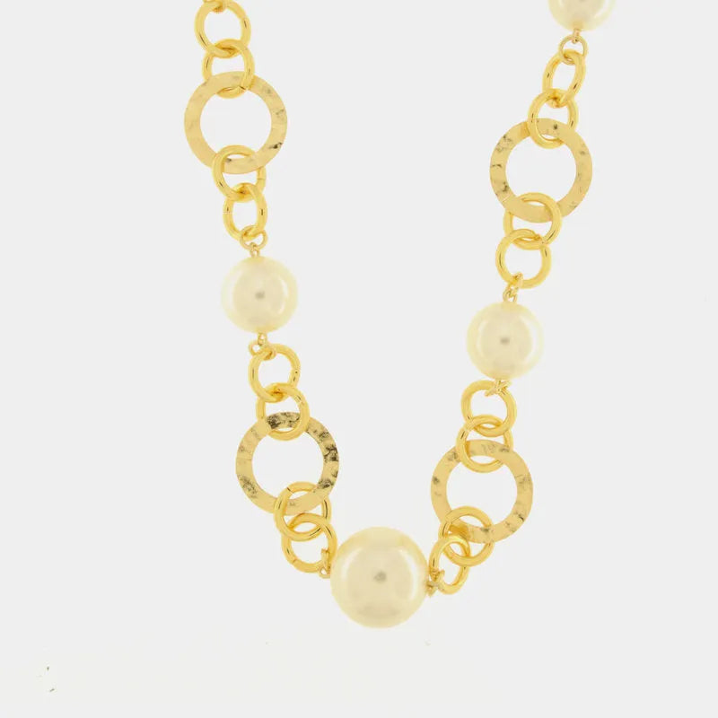 Collana in Metallo con perle e cerchi intrecciati