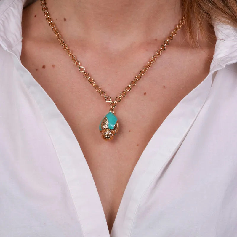 Gold Plated Green Pumo Metal Necklace