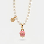 Collana in Metallo con perle e campanella rosa con scritta Capri