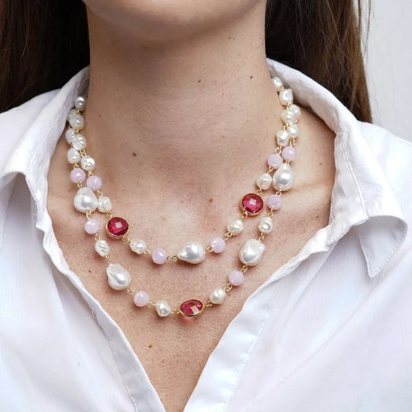 Collana in Metallo mutlifilo con cristalli rosa e perle - BYSIMON gioielli
