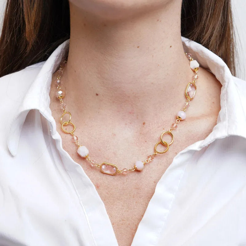 Collana in Metallo con cerchi intrecciati e cristallli rosa