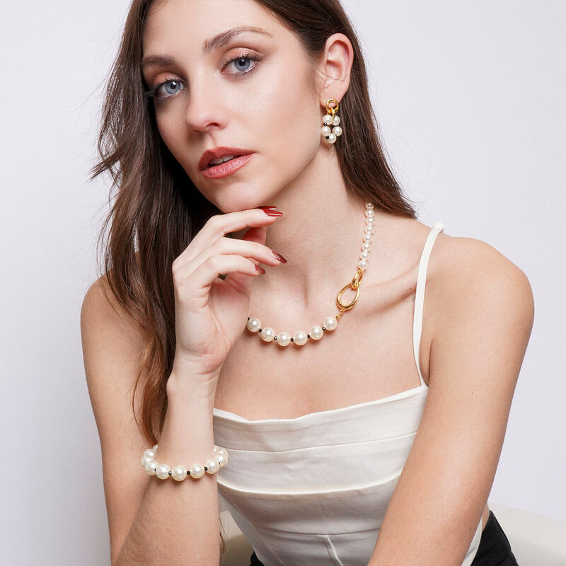 Set coordinato - Collana in Metallo cerchi intrecciati con perle