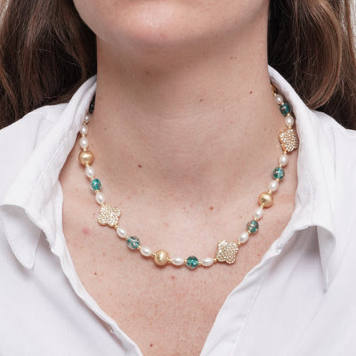 Collana in Metallo pietre azzurre art glass con fiori e perle