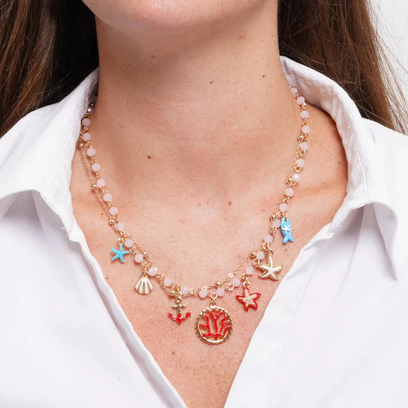 Collana in Metallo con stelle marine, conchiglie, pesciolino, ancora e corallo - BYSIMON gioielli