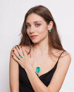 Set coordinato - Collana in Metallo con zircone verde smeraldo centrale